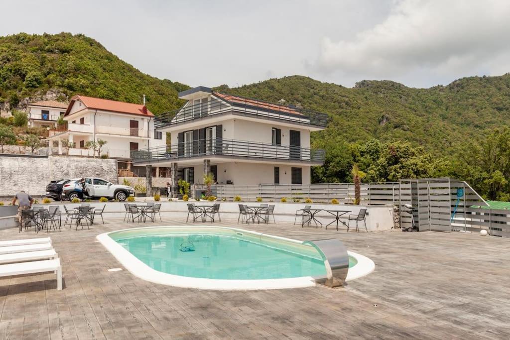 Tenuta Croce Appartamento Karol-Piscina-Vista Mare Salerno Ngoại thất bức ảnh