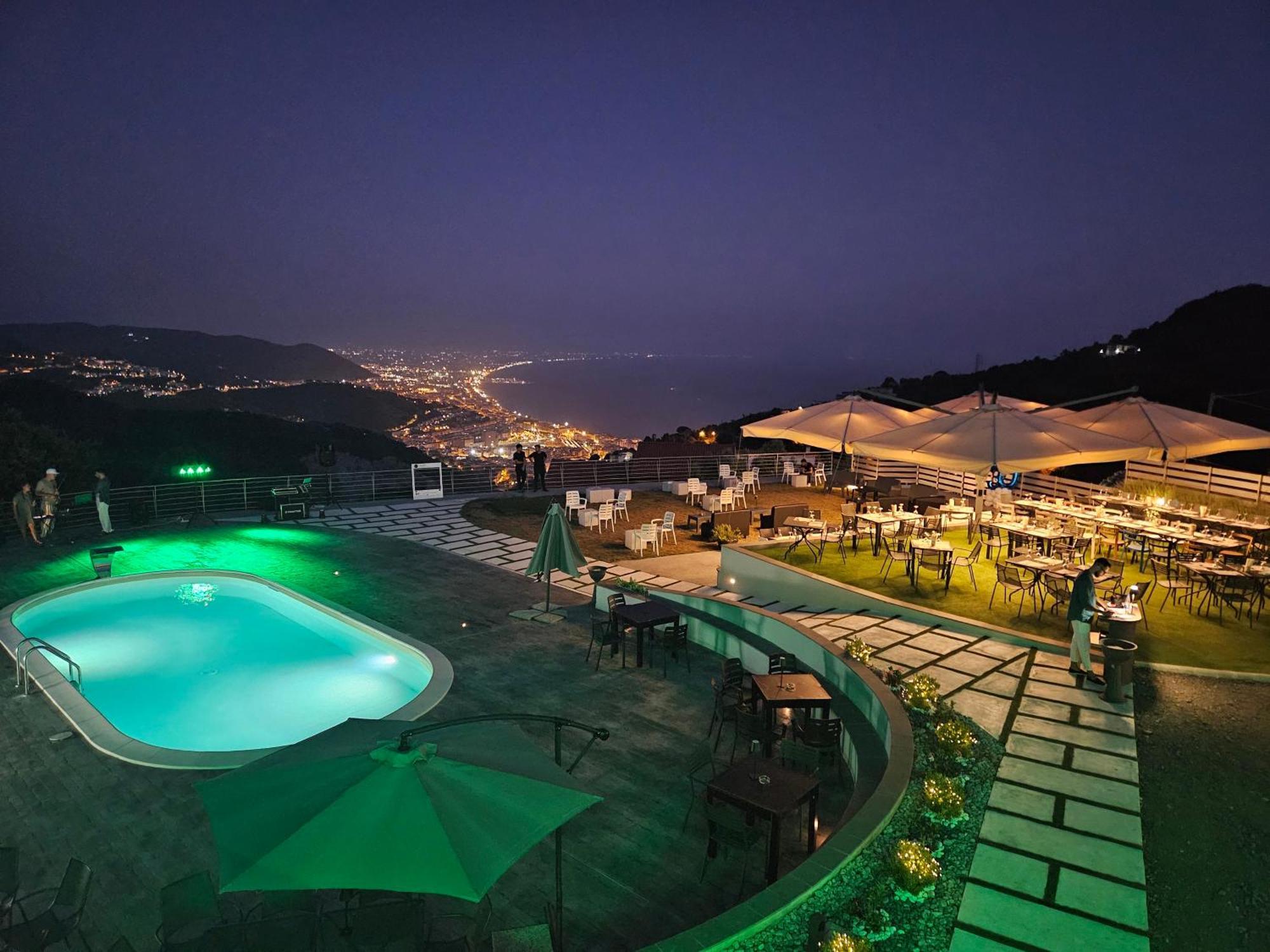 Tenuta Croce Appartamento Karol-Piscina-Vista Mare Salerno Ngoại thất bức ảnh